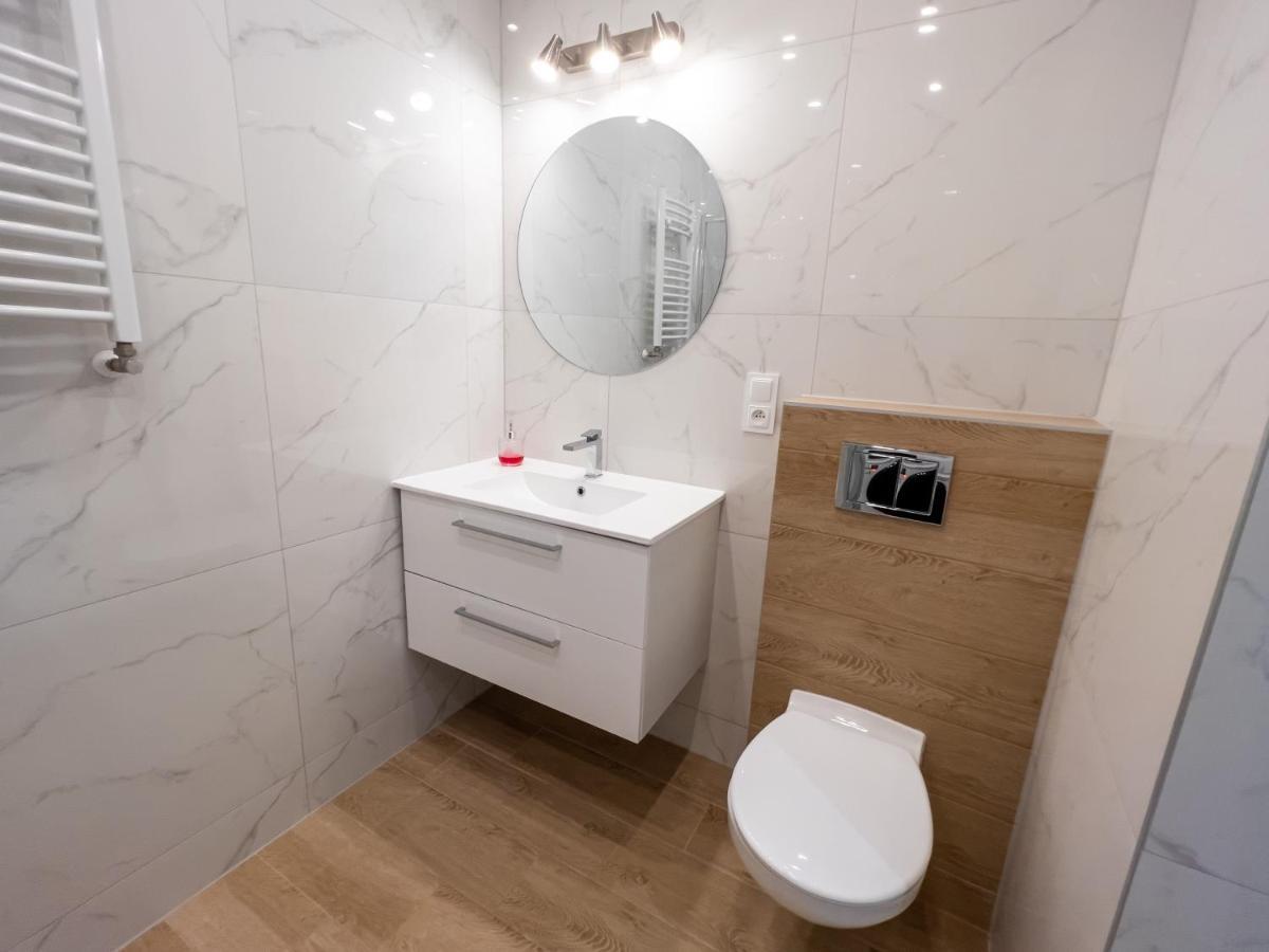 Zlote Apartamenty 6 莱格尼察 外观 照片